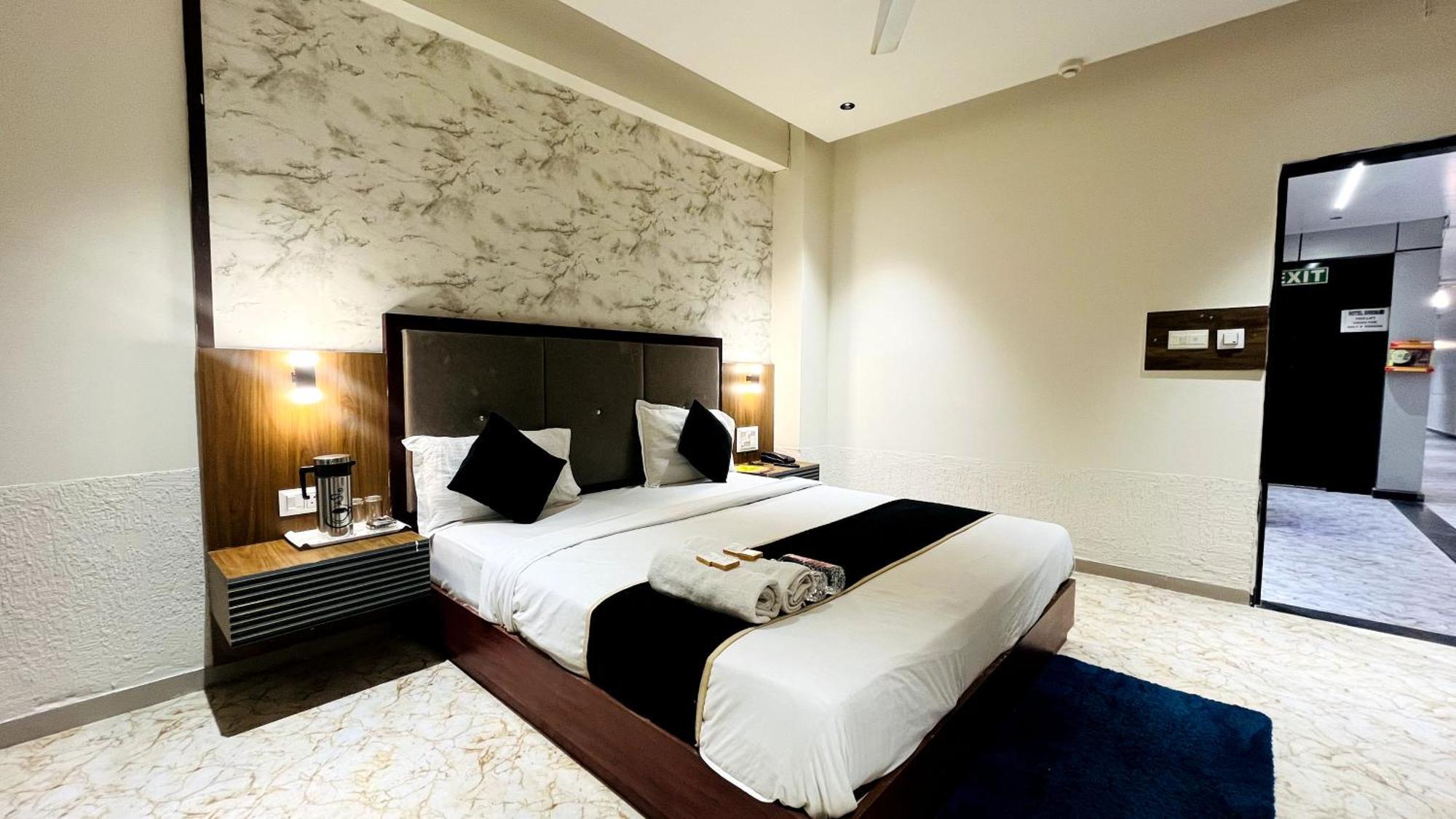 Shrimad Chandkheda Ahmedabad Exterior photo